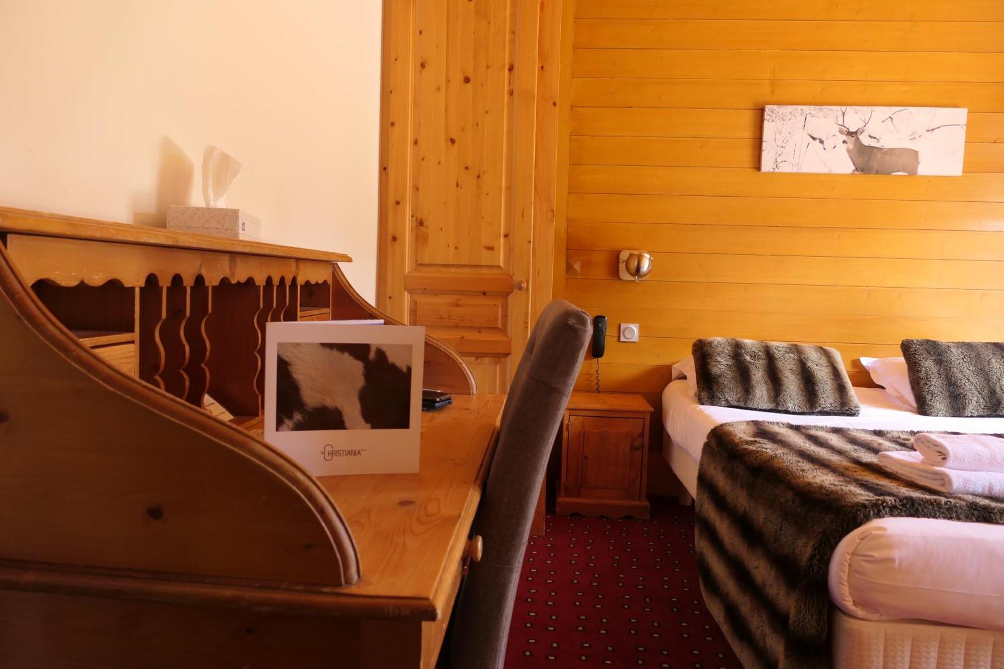 Hotel Christiania Ла-Клюза Екстер'єр фото