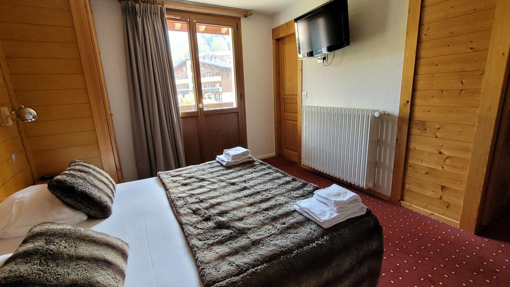 Hotel Christiania Ла-Клюза Екстер'єр фото